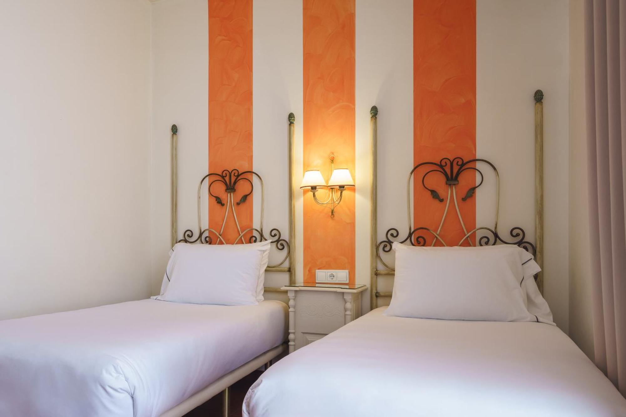 Hotel Crisol Chiclana Chiclana de la Frontera Exterior foto